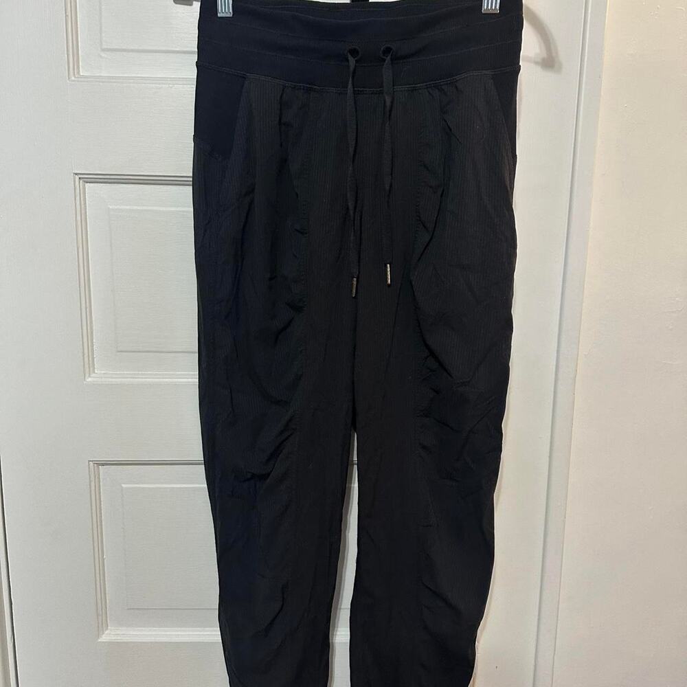 Lululemon black dance studio joggers